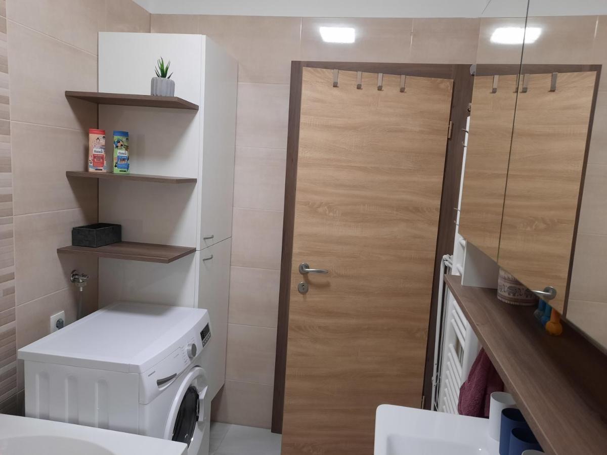 Apartman Ines 大戈里察 外观 照片